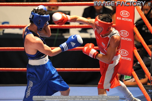 2009-09-12 AIBA World Boxing Championship 0457 - 60kg - Domenico Valentino ITA - Jose Pedraza PUR